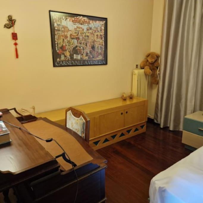 Classic Apartment In Kalamata Bagian luar foto