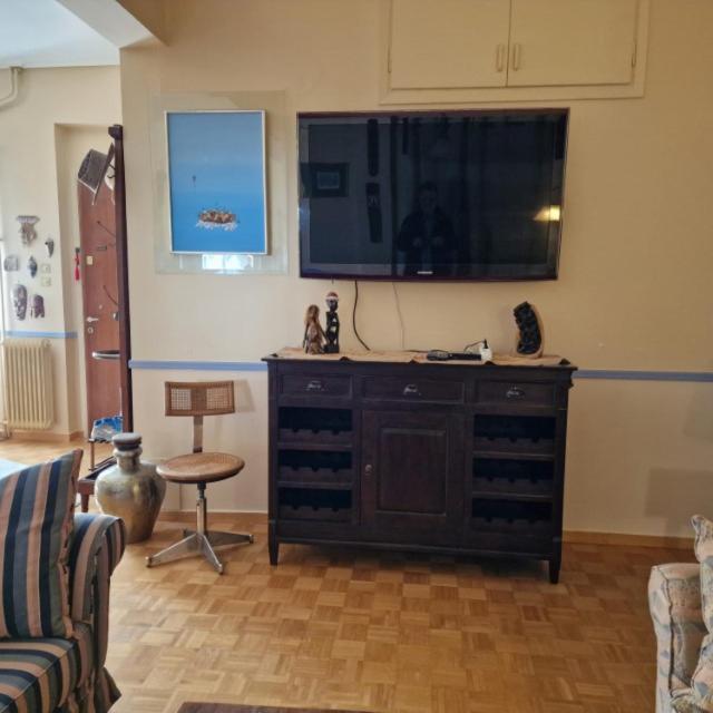 Classic Apartment In Kalamata Bagian luar foto